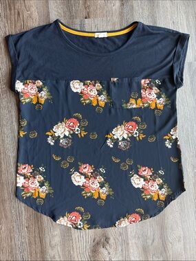 Floral Pocket Short Sleeve Tee - Navy